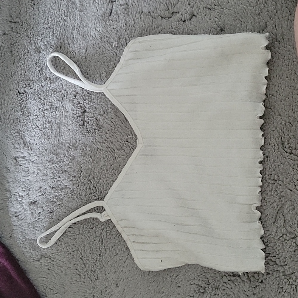 White tank top large
